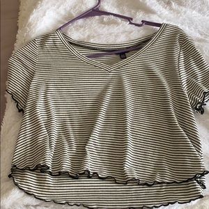 Aeropostale crop top